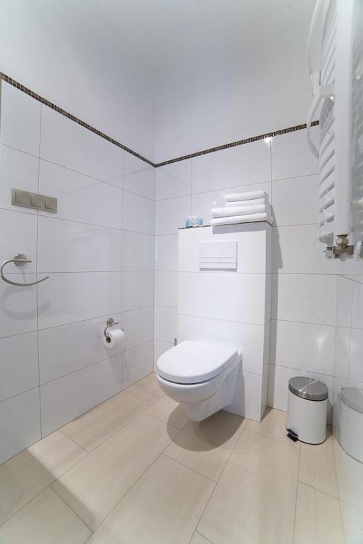 Avalis Apartamenty Познань Экстерьер фото